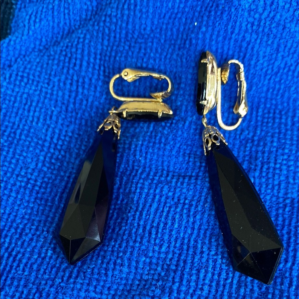 Elegant Gold and Black Drop Earrings